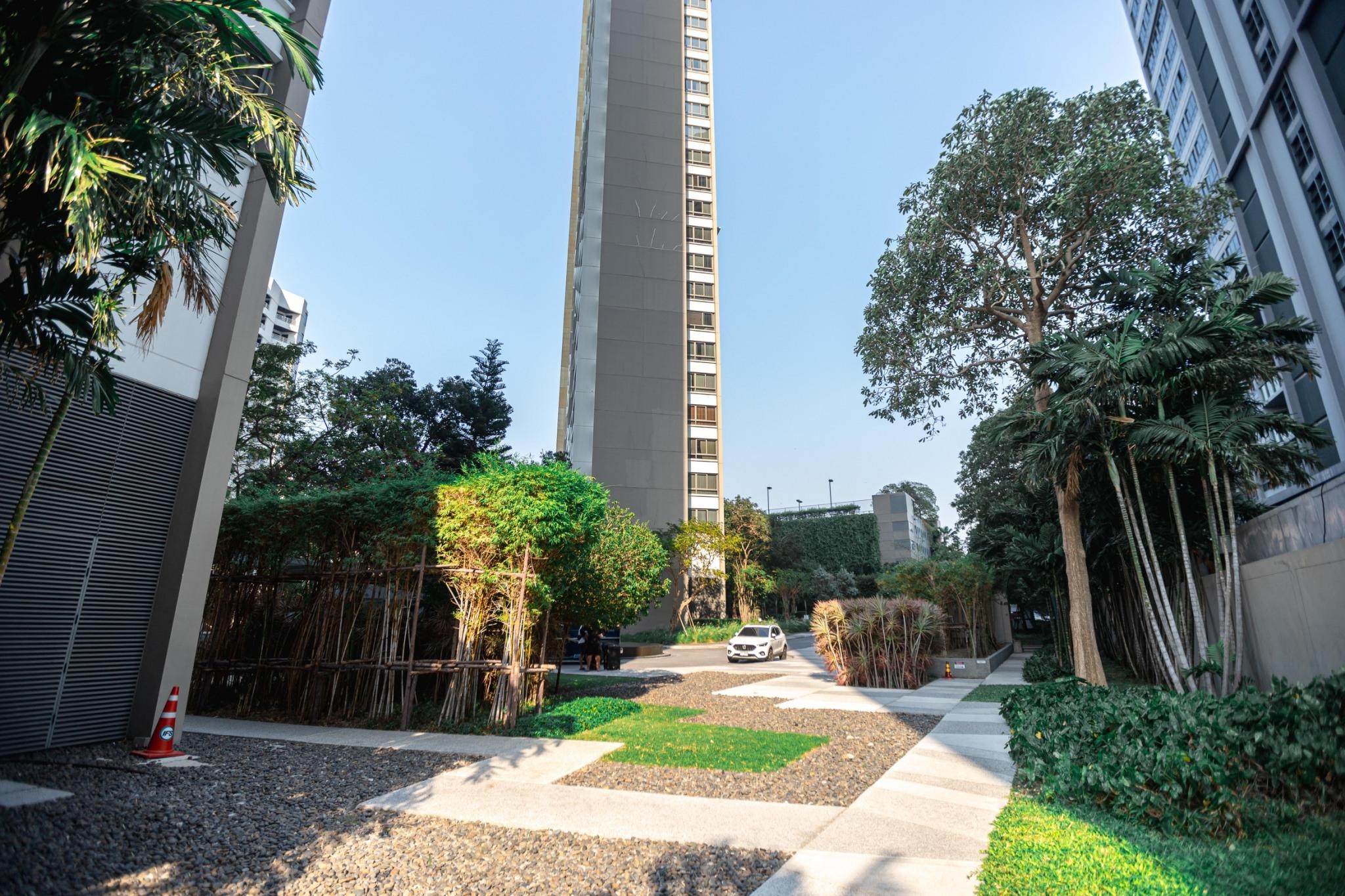 Northpoint - Building Exterior